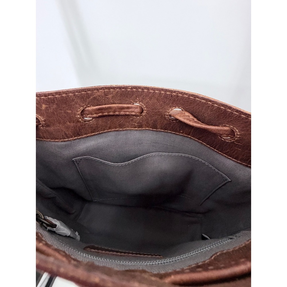 Frye Melissa Drawstring Bucket Bag Womens Cognac Brown Leather Crossbody NWT - Picture 6 of 11
